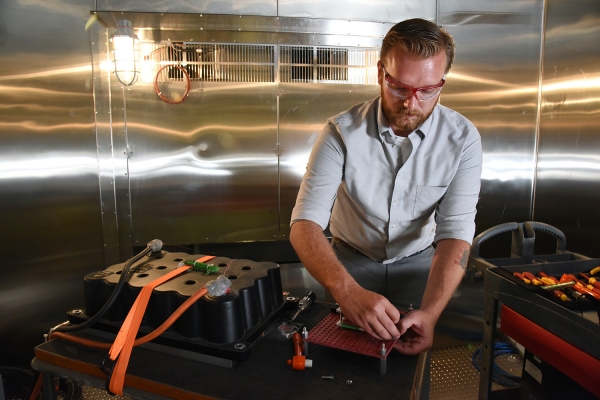 Which jobs and profiles will demand the future battery industry?